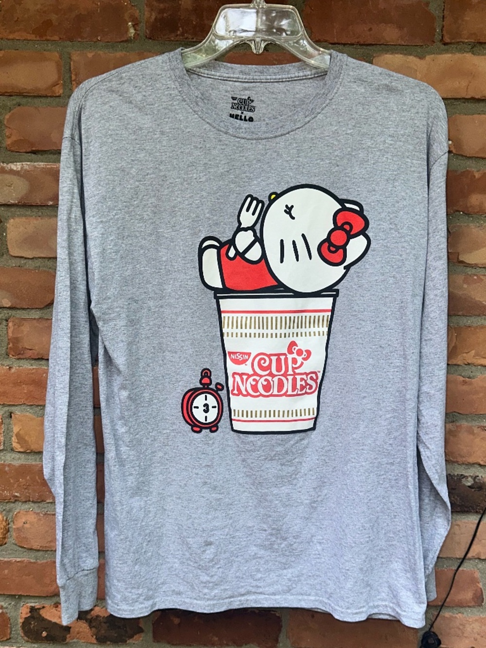 Hello Kitty x Nissin Cup Noodles Long Sleeve T-Shirt ~ Large